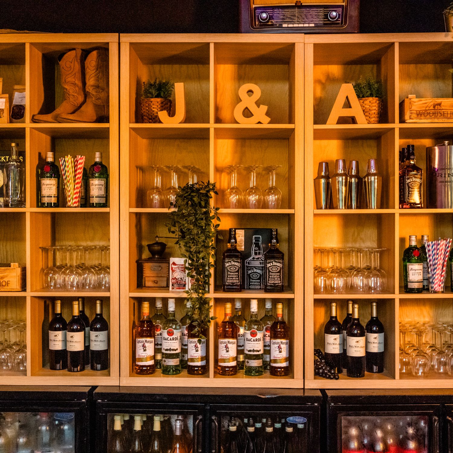 eten | drinken | verhuur | inrichting | personeel